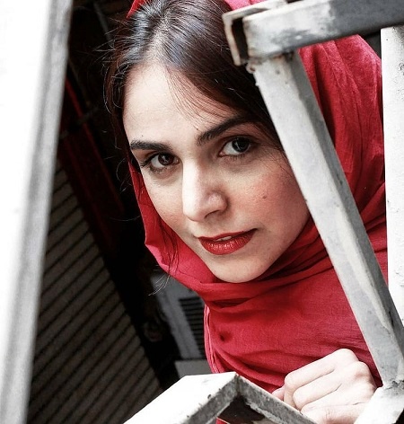 roya hosseini 2 بیوگرافی رویا حسینی بازیگر ایرانی